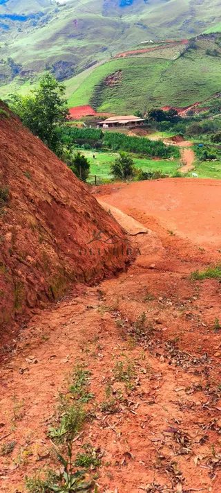 Foto 1 de Seu refúgio em meio à natureza, com excelente acesso e pertinho de Itajubá!