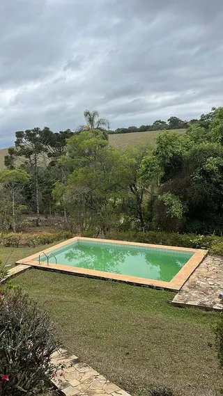 Foto 1 de Sítio em Piranguinho — Parte de Baixo com Casa e Piscina, 5 Hectares